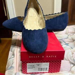 Never worn ~ Evening blue slip on